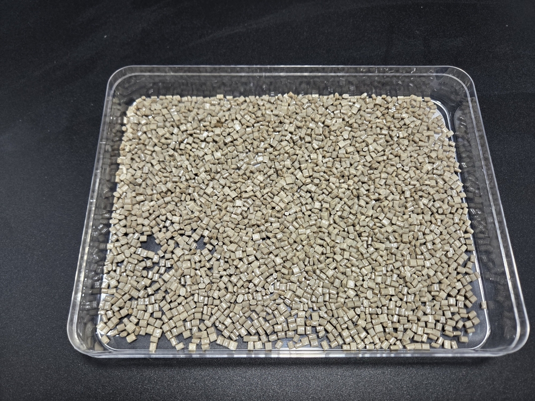 Anti desgaste PEEK pellets color natural baja fricción para engranajes y rodamientos